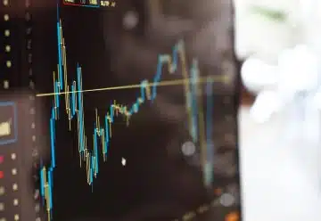 Où s’inscrire pour investir en bourse ?